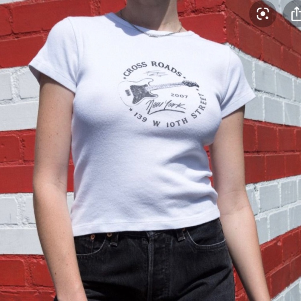 Brandy melville tee